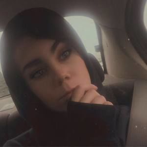 Meet your Posher, Dakota